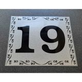 Kapı Numarası 10x12 Cm Metalik Gümüş Gri Üzeri Siyah Baskı Kendinden Yapışkanlı No:19