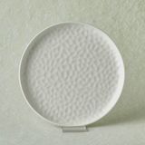 Karaca X Refika 22 cm Bembeyaz Yuvarlak Pasta Tabağı