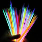 Karanlikta Yanan Parlayan Fosforlu Glow Stick Cubuk Bileklik 50 Adet