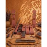 Karia Incense Artisan Premium Tütsü | Kurutulmuş doğal bitkiler ve doğal reçine ile bir araya getirilerek özel kalıplarda sıkıştırılmasıyla üretilmektedir.