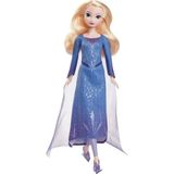 Karlar Ülkesi: Kış Festivali'nden Ilham Alan Mattel Disney Karlar Ülkesi Elsa Bebek ve Aksesuarl