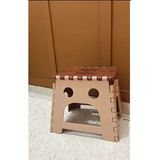 Katlanabilir Plastik Tabure 31X26 cm – Kamp, Piknik ve Bahçe Kullanımı Için - Çok Renkli