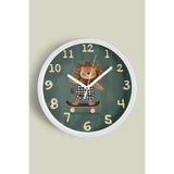 Kaykay Yapan Sevimli Aslan Çocuk Odası Modern Duvar Saati - 30cm - Önü Camlı Beyaz Kasa, JH0224S30BKP