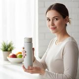 Kazan Hobi Deconox 650 ml Paslanmaz Çelik Termos Matara - 4 Renk (Krem, Yeşil, Siyah, Mavi) - Sıcak ve Soğuk Tutan Sporcu Suluk ve Ofis Şişesi (Krem)