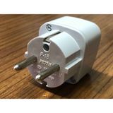 Kelepir Fırsatlar Ingiliz Tipi Yurt Dışı Universal Topraklı Priz Dönüştürücü ve Çevirici Güç Adaptörü 10A - 250V