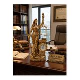 Kesene Hukuk Bürosu MasaÜstü Lüks Polyester Themis Terazili Adalet Tanrıçası Heykeli Saatli Biblo Gold 25CM
