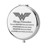KEYCHIN Süper Kahraman Wonder Cep Aynası Diana Hayranları Hediye You are Braver Stronger Smarter Than You Think Süper Kahraman Kompakt Ayna Kadınlar Kızlar için (Ayna)