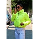 Keyifli Moda Kadın Neon Yeşil Dik Yaka Su Geçirmez Kısa Şişme Mont - 42