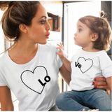 Kids Face Özel Tasarım Lo ve Kalp Baskılı Şık Anne-Kız Çocuk Kombini T-Shırt.1 Adet Fiyatıdır - Beyaz