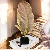 Kırılmaz Polyester,Tüy Desenli Kaideli Sarı Renk Biblo