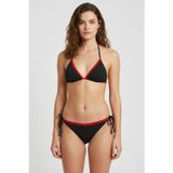 Kırmızı Dantel Detaylı Siyah Bikini Takımı – Ayarlanabilir İpli, İçten Şardonlu, Kadın
