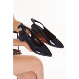 Kısa Topuklu Büyük Numara Arka Açık Fiyoklu Bayan Ayakkabısı