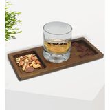 Kişiye Özel Isimli Alcohol Company Tasarımlı Viski Bardağı ve Doğal Masif Ahşap Dikdörtgen Sunum Tabağı Çerezlik Hediye Seti