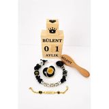Kişiye Özel İsimli-Emzik 0-6 Aylık-Emzik Askısı Zinciri-Bebek Künye Bileklik Metal Olup Su Nem İle Temas Ettirmeyiniz-Saç Fırçası Keçi Kılı Ahşap-Anı Küpü Ahşap Pürüsüz