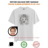 Kişiye Özel Karakalem Tişört - Fotoğraftan Baskılı Aile Portresi | %100 Pamuk Unisex Beyaz Tişört | Kadın Erkek Evcil Hayvan Tasarımlı Anlamlı Hediye V5