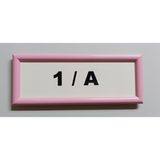 Kıvılcım Plastik ve Reklam Ürünleri Okul Sınıf Kapı İsimliği - 10 x 26 cm - Pembe - Beyaz