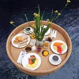 KJLYLPP Rattan Dokuma Servis Tepsisi, Çok İşlevli Yüzer Kahvaltı Tepsisi, Yüzme Havuzu Yüzer Tepsi Masası, Su Yüzen Disk, Havuz Servis İçecekleri için (haki 60cm)