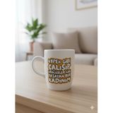 Köpek Gibi Çalışıp Kraliçeler Gibi Yaşayan Bir Kadınım Krem Oval Kupa - Hediyelik Kupa Fincan Mug