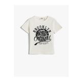 Koton 2YKB16014OK Şehir Baskılı Kısa Kollu Haki Erkek Çocuk T-Shirt