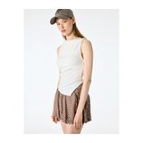 Koton Asimetrik Kayık Yaka Kolsuz Slim Fit Drapeli Bluz