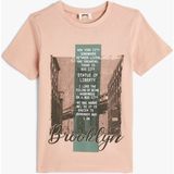 Koton Brooklyn Tişört Erkek Çocuk Kısa Kollu Pamuklu Sıfır Yaka Orta Kalınlık - Pembe - 4 - 5 Yaş