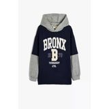 Koton Erkek Çocuk Kapşonlu Sweatshirt Renk Bloklu Brooklyn Baskılı Uzun Kollu Şardonlu