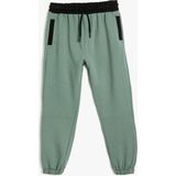 Koton Jogger Eşofman Altı Erkek Çocuklar İçin Şardonlu Pamuklu Lastikli Paça Yeşil Renk Bloklu - 4 - 5 Yaş
