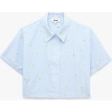 Koton Koton x Sibil Çetinkaya - Kısa Kollu Limon Işleme Detaylı Çizgili Crop Poplin Gömlek - 36 - Mavi