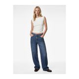 Koton Krep Scuba Kumaş Slim Fit Bisiklet Yaka Kolsuz Drape Detaylı Bluz