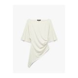Koton Slim Fit Asimetrik Kesim Kayık Yaka Drapeli Kısa Kollu Bluz