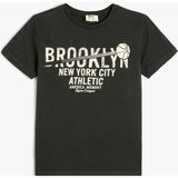 Koton T-Shirt Brooklyn Baskılı Kısa Kollu Bisiklet Yaka - Lacivert - 4 - 5 Yaş