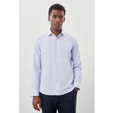 Koyu Mavi Uzun Kol Kendinden Desenli Armürlü Sert Yaka Cepsiz Pamuklu Classic Slim Fit Gömlek 1004245226_300