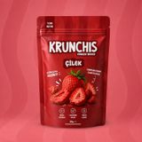 Krunchis Freeze Dried Bütün Çilek (Dondurularak Kurutulmuş Meyve) - 20gr | %100 Doğal meyve, Katkı ve koruyucu içermez, Meyvenin tüm vitaminlerini koruduk, Glutensiz, Vegan, Çıtır Çıtır Lezzet