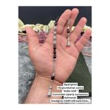 Kttesbihaksesuar KIRMIZI SİYAH SÜRMELİ TOZ KEHRİBAR İSİMLİ ZAZA TESBİH GÜMÜŞ KAPLAMA PÜSKÜLLÜ