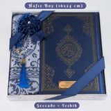 Kuran + Seccade + Tesbih Hediye Seti (Hafız Boy, Ekonomik Cilt, Desenli Kutu, Lacivert)