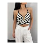 Kureyzibies Kadın Çizgili Serin Tutan Gold Tokalı Triko Crop Bluz