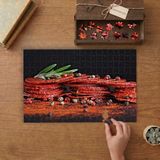 Kuru Et Dilimleri - Baharat Tasarımı 240 Parça Ahşap Puzzle Ahşap Kutuda MP02409