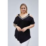 Kurun's Collection Büyük Beden Yaka Şerit Omuz Dekolte Üçgen Etekli Bluz Siyah 58-60