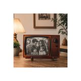 Kutup Yıldızı Tasarım Atölyesi Kişiye Özel Retro TV Tasarımlı Ahşap Fotoğraf Çerçevesi - Nostaljik Masaüstü Resimlik Hediye