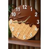 kutuTR Tatlı Saat – Dondurma Külah Desenli 3D Görünümlü MDF Duvar Saati (33 cm) SDW338