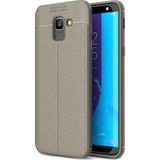 Kvy Samsung Galaxy J6 Deri Görünümlü Lux Niss Silikon Kılıf - Gri