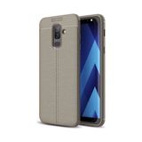 Kvy Samsung Galaxy J8 Deri Görünümlü Lux Niss Silikon Kılıf - Gri