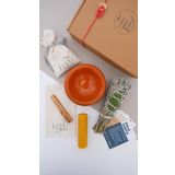 Kyphi Natural El Yapımı Seramik Tütsülük Seti, Adaçayı Demet Tütsü,Balmumu, Palo Santo Ağaç Tütsü Seti (Kamila(Taba) Tütsülük, Adaçayı Tütsü Demeti, Palo Santo Ağaç Tütsü ve Balmumu mum : Tütsü Seti)