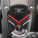 labelbike - Çıkartma 3D Motosiklet Kontak Anahtarı Bölgesi Dekorasyonu ve Koruması KAWASAKI Z900 ile uyumlu 2018-2024 - Renk Karbon Gri Kırmızı