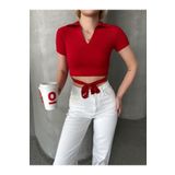 ladyzey kadın kırmızı polo yaka kısa kollu belden bağlamalı crop bluz