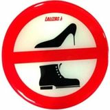 Lalizas "Ayakkabı ile Girilmez" Silikon Sticker