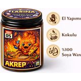 Larina Hediyelik Burçlara Özel Kokulu Mum – El Yapımı %100 Doğal Soya Wax | Astroloji Temalı Hediyelik Mum (12 Burç Seçenekli) - AKREP