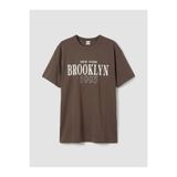 LC Waikiki GÜLİS GİYİM'DEN Kahverengi Standart Fit New York Baskılı Erkek Çocuk Tişört