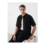 LC Waikiki LCW Vision Siyah Regular Fit Hakim Yaka Kısa Kollu Müslin Erkek Gömlek
