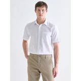 LC Waikiki Lcwaıkıkı Classic Beyaz Regular Fit Kısa Kollu Armürlü Erkek Gömlek